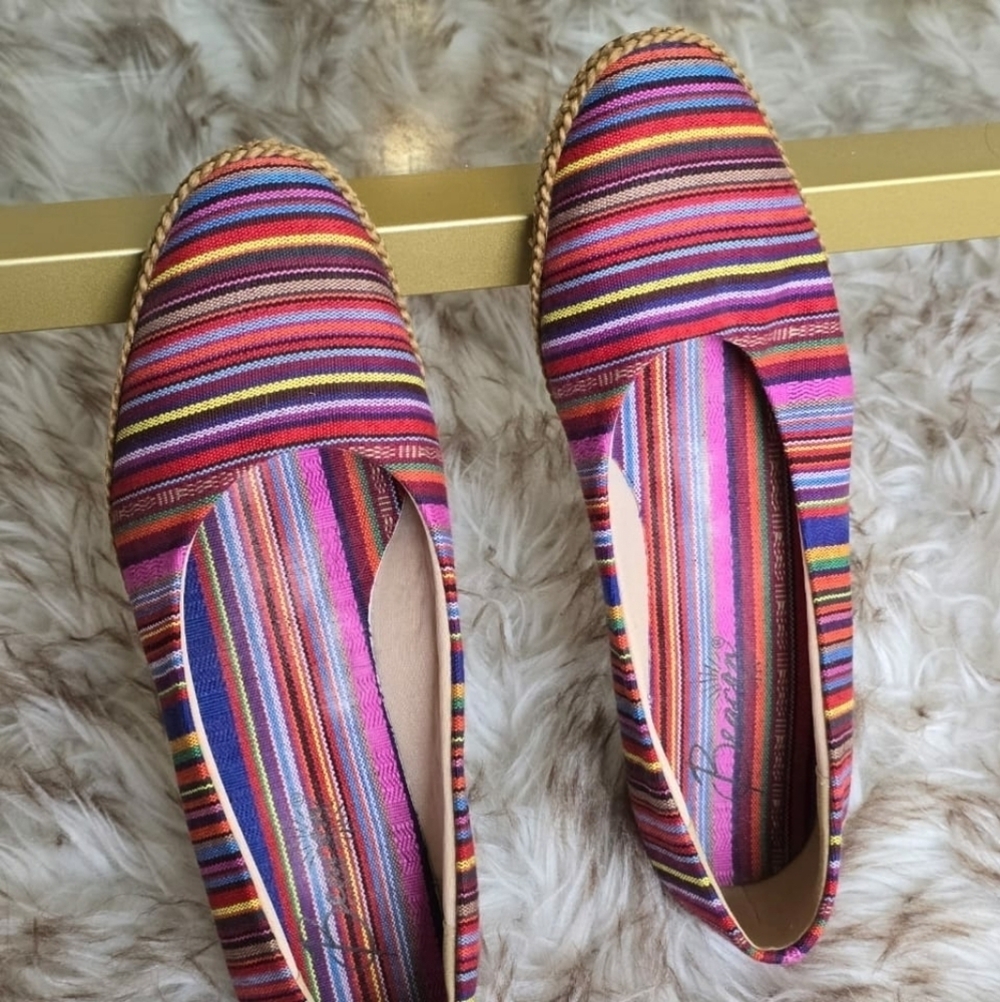 Beacon Fashion Fit Women Canvass Shoes Multicolor Stripe Espadrilles Size 7.5M🌴 - Picture 3 of 8
